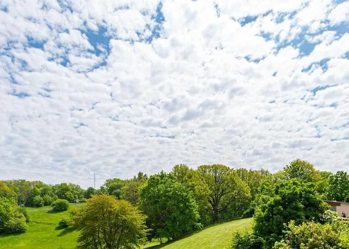 Altmann - 4 Bergfrieden Sued * Göhren